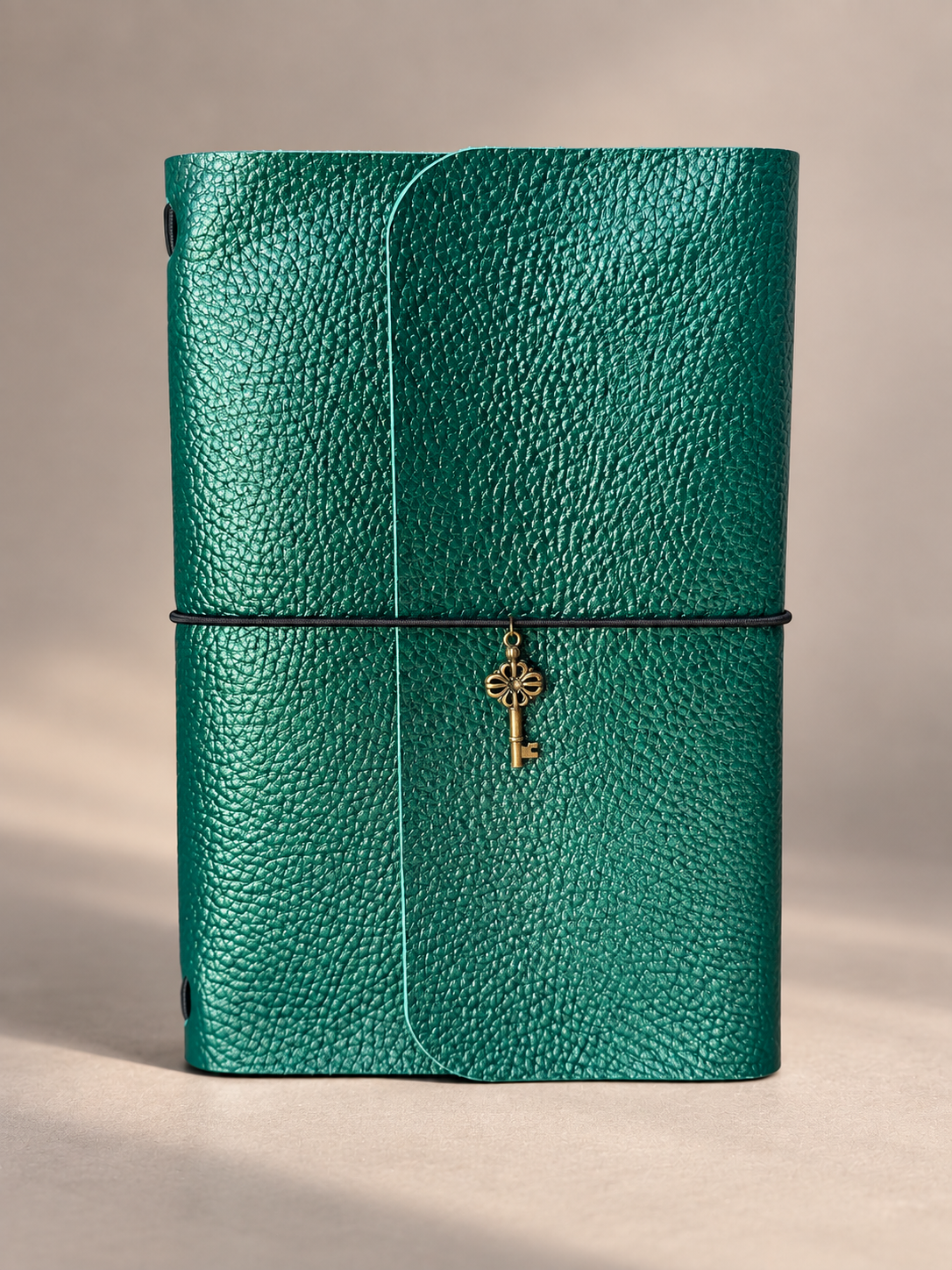 A5 Leather Travelers Notebook Cover: Refillable Journal with Elastic Bands